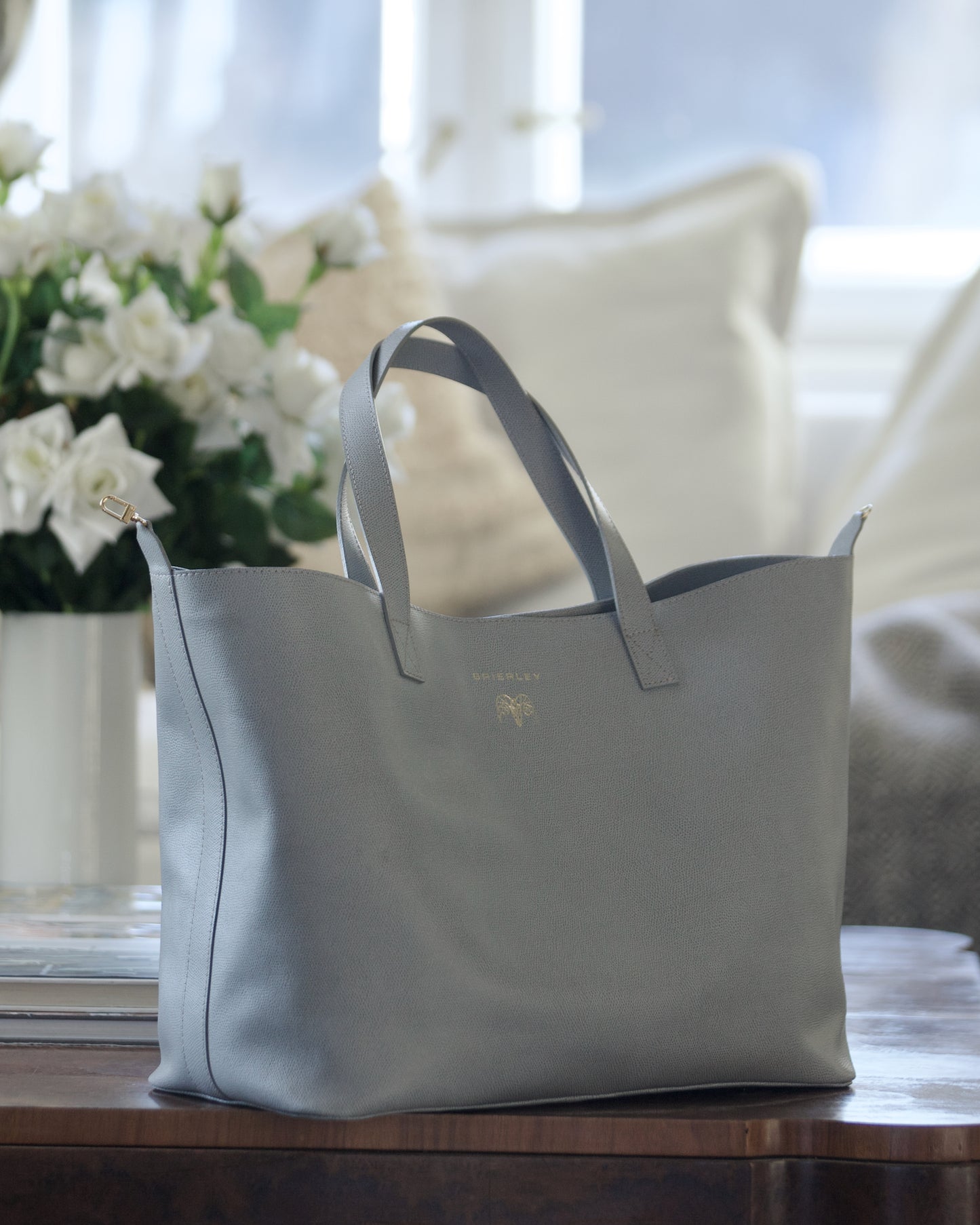 Classic Tote Platinum